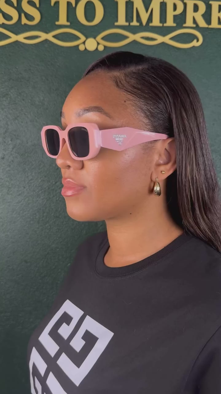 Load video: Geometric Rectangular Sunglasses with Thick Frames, Wide Temples, and Tinted Lenses