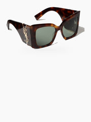 Oversized Cat Eye Sunglasses with Thick Frames and Tinted Lenses